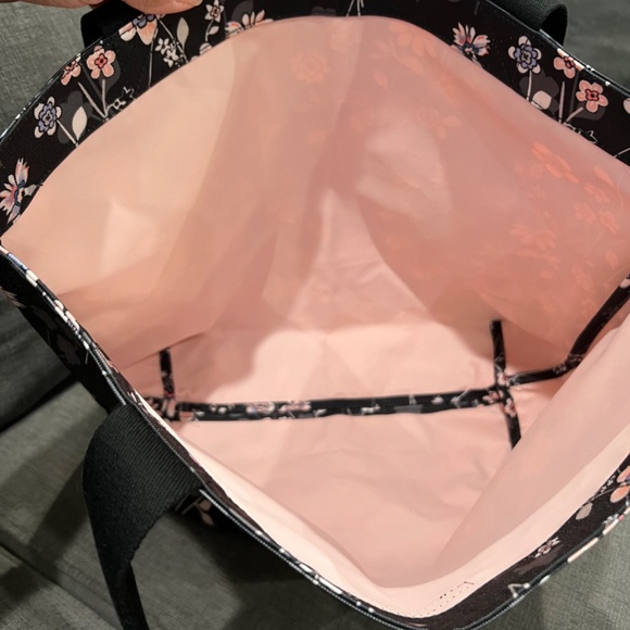 Vera Bradley Shopping Tote Bag - Picture 6 of 6